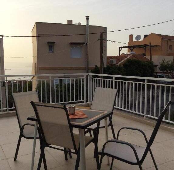 هتل Bicorna Chania