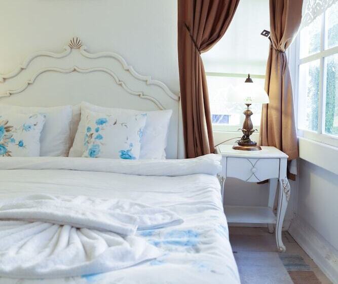 هتل Dantela Butik