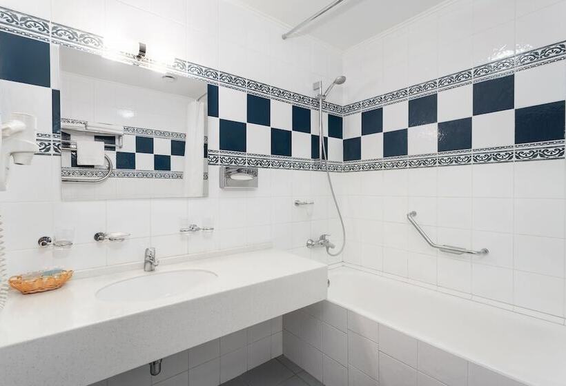 Отель Khamovniki Spektr Business