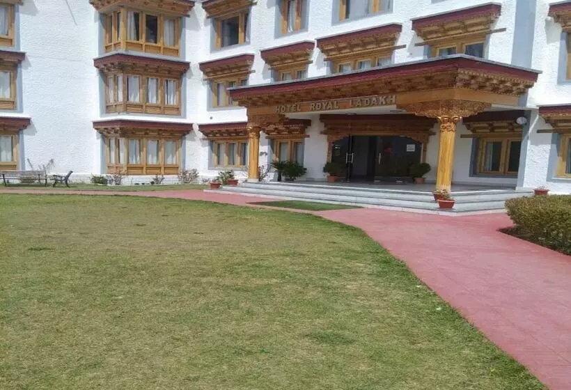هتل Royal Ladakh