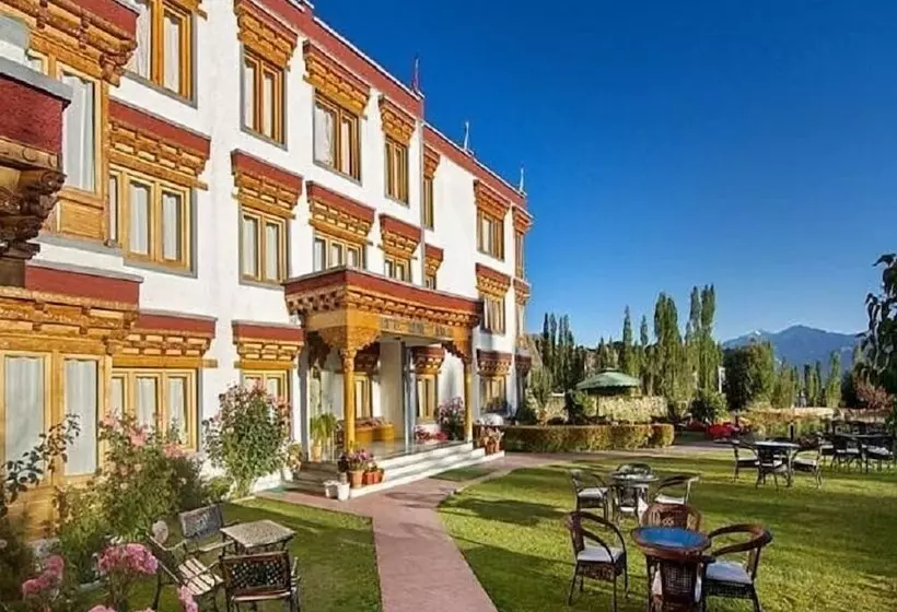 هتل Royal Ladakh