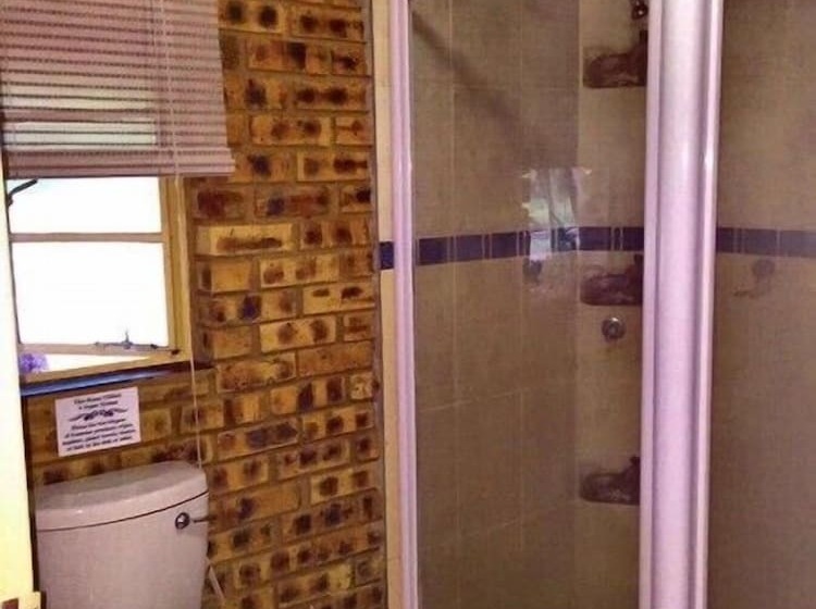 酒店 Unathi Game Lodge