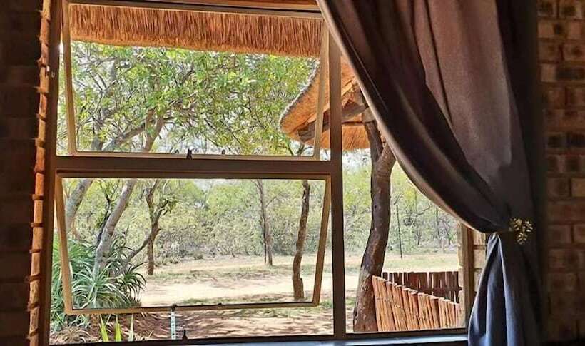 酒店 Unathi Game Lodge