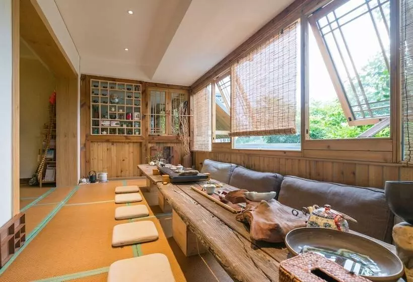 Hotelli Zen Tea House Seven Stars Park