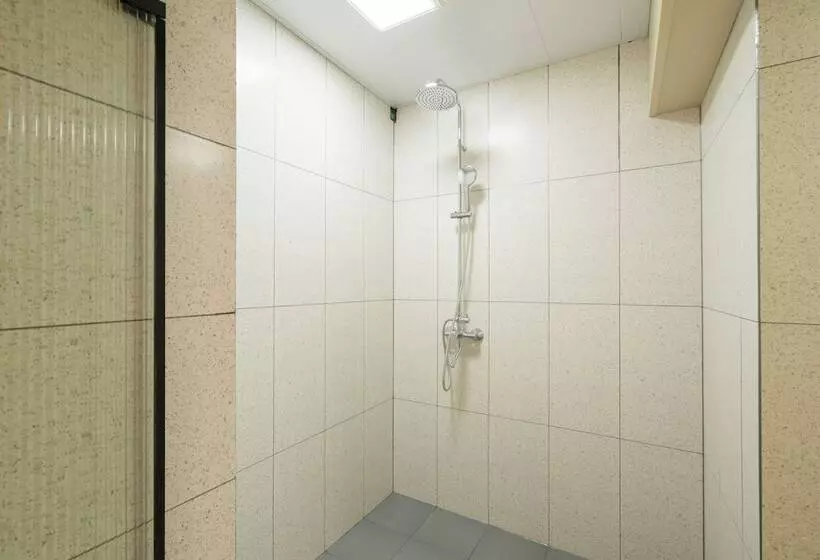 Hotelli Zen Tea House Seven Stars Park