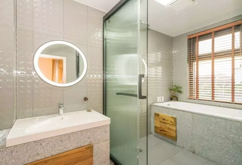 Hotelli Zen Tea House Seven Stars Park