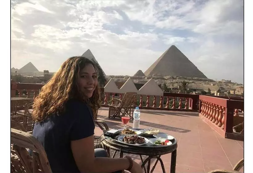 پانسیون 3 Pyramids View Inn
