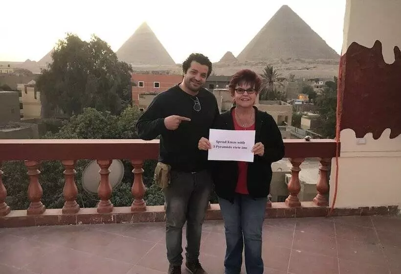 پانسیون 3 Pyramids View Inn