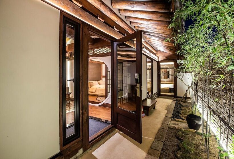 פנסיון Soi Hanok Stay