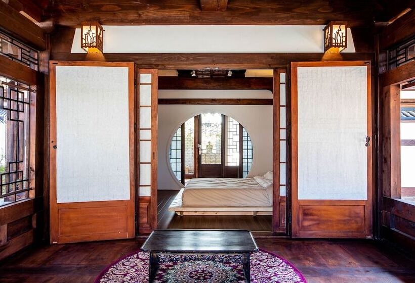 פנסיון Soi Hanok Stay