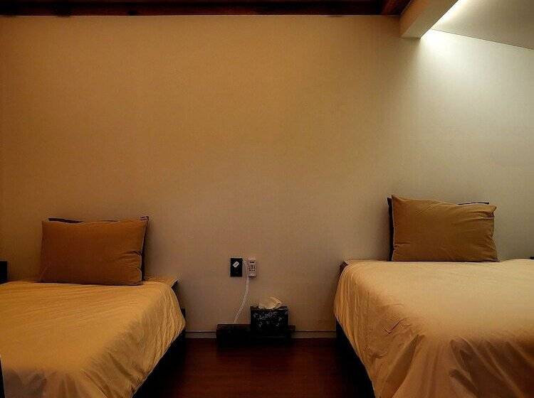 פנסיון Soi Hanok Stay