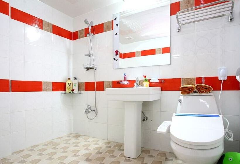 Pinky Marine Pension