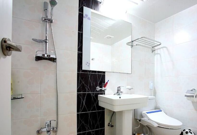 Pinky Marine Pension