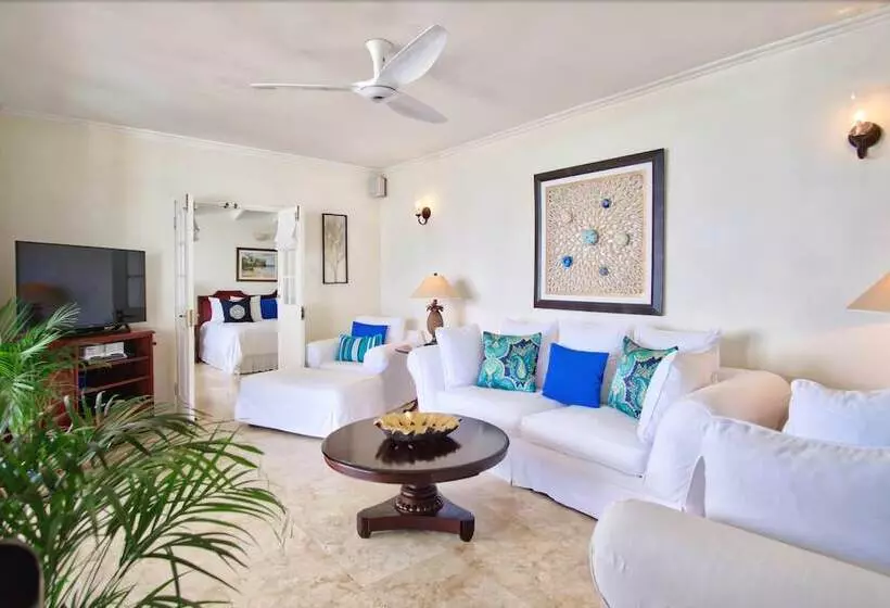 Scotch On The Rocks Ocho Rios 5br