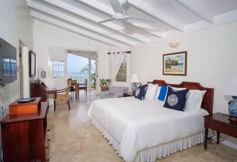 Scotch On The Rocks Ocho Rios 5br