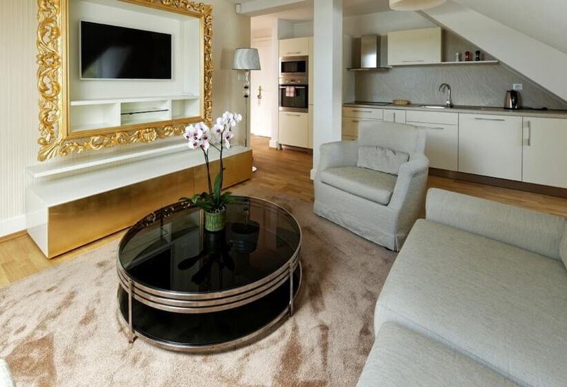 Apartments In Vila Marína