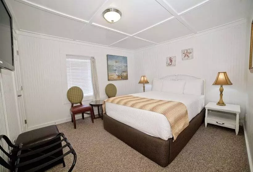 Georgianne Inn & Suites