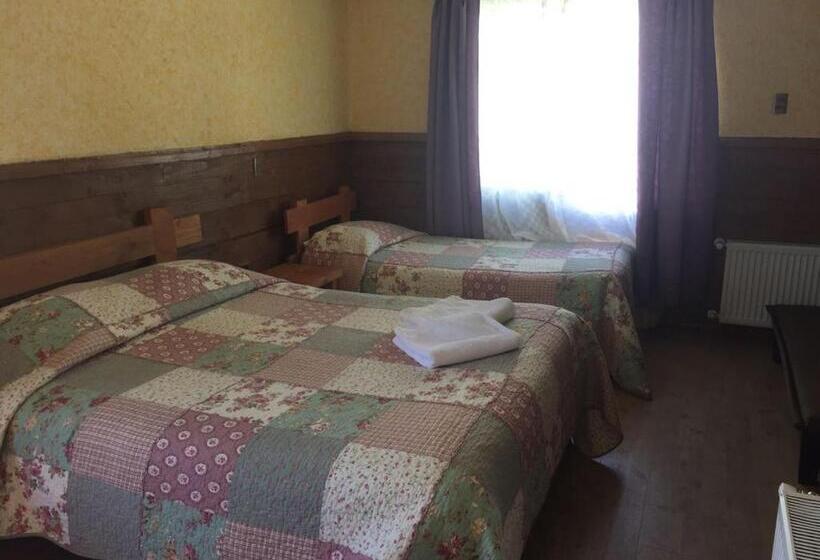 Hostal El Nogal Pucón