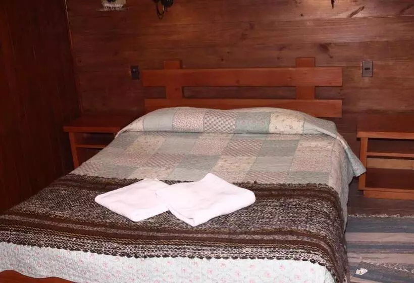 Hostal El Nogal Pucón