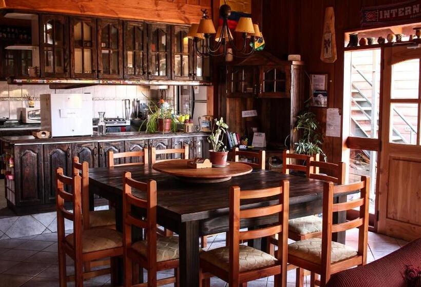 Hostal El Nogal Pucón