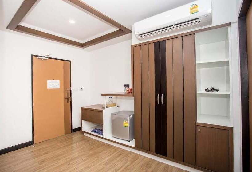 Blu Hotel Nakhon Phanom