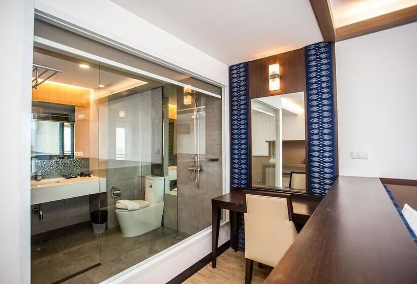 Blu Hotel Nakhon Phanom