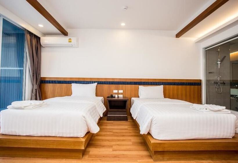 Blu Hotel Nakhon Phanom