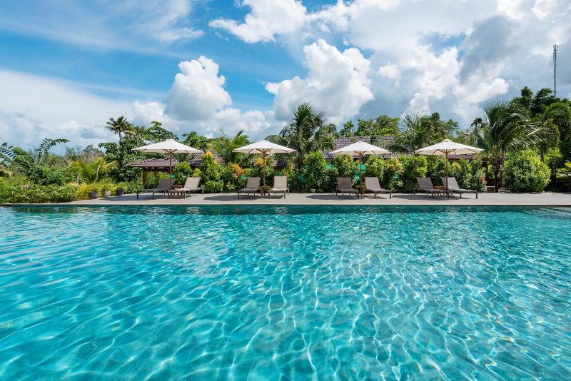 هتل Camia Resort & Spa