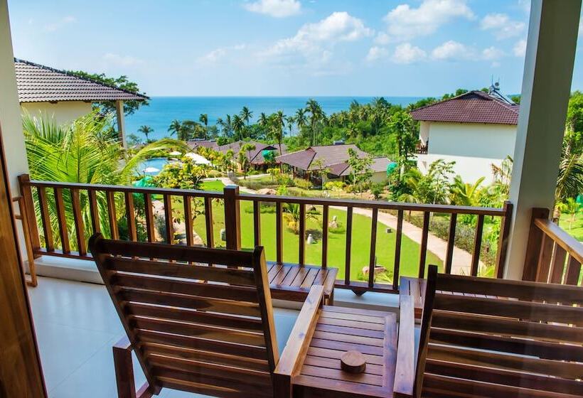 هتل Camia Resort & Spa