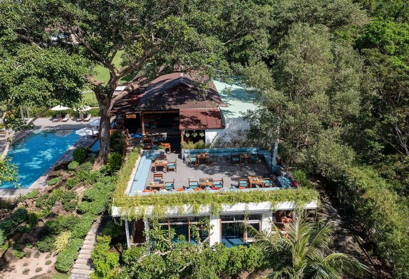 هتل Camia Resort & Spa