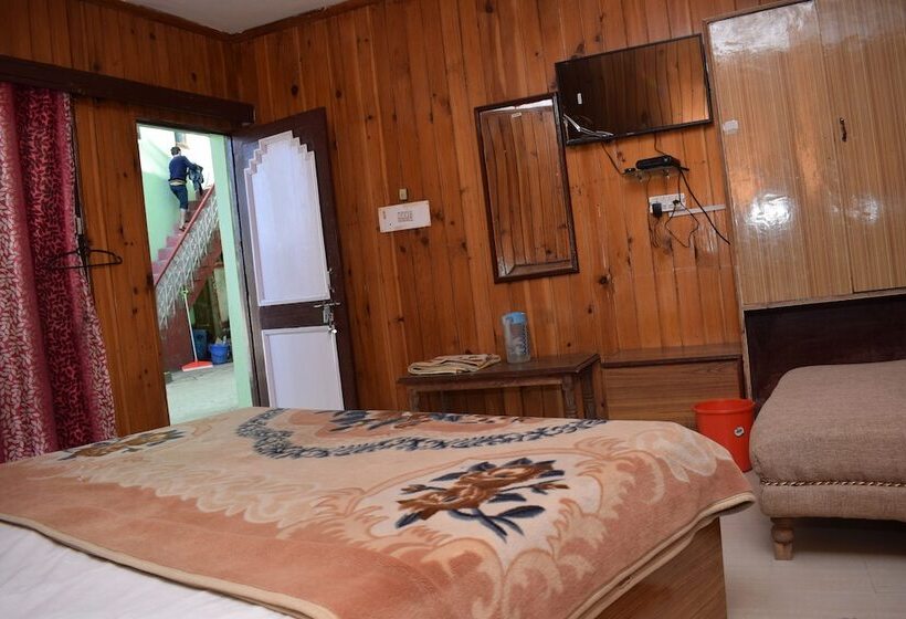Hotell Dogra Residency Bar And Resturant
