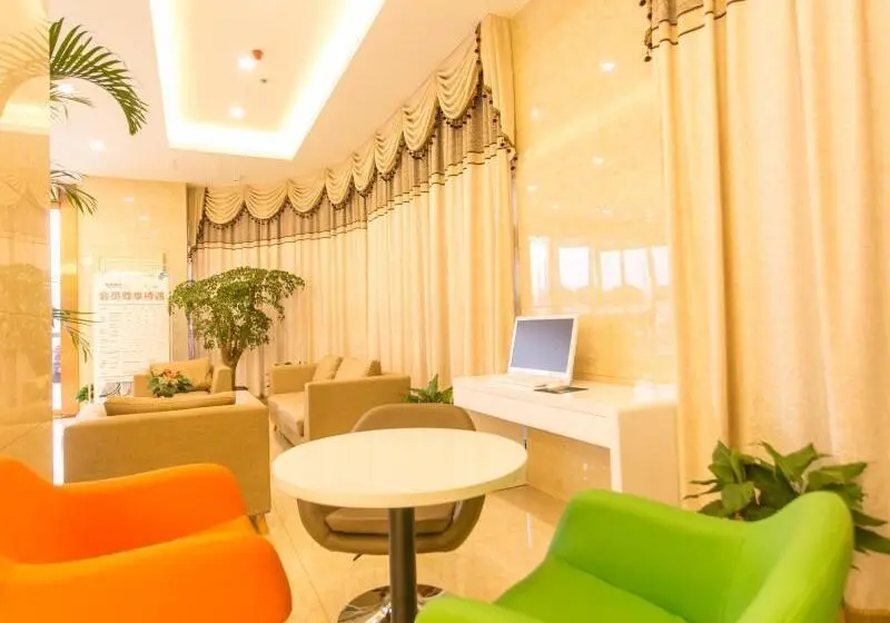 ホテル Greentree Inn
