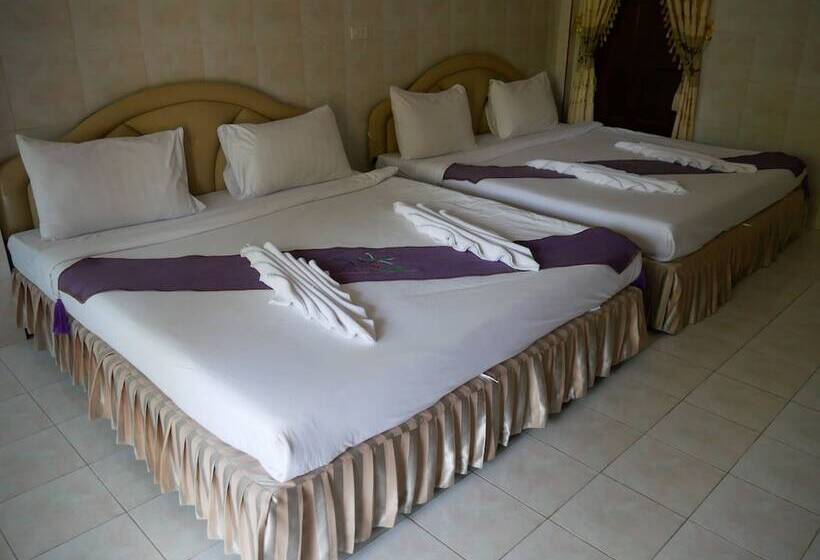 Отель Hirun Grand