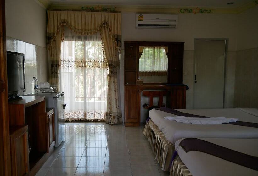 Отель Hirun Grand