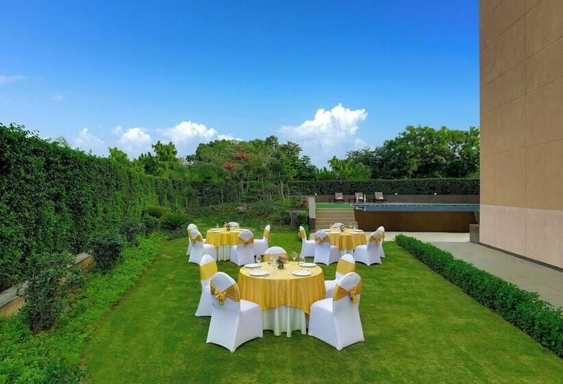 Lemon Tree Hotel, Sector 68, Sohna Road, Gurugram