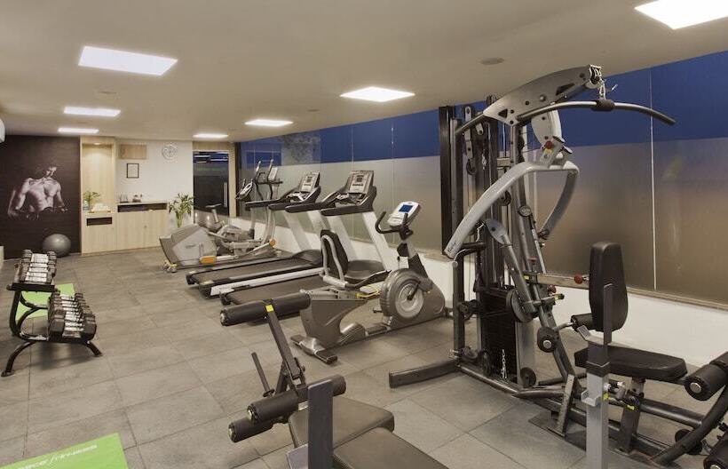 Lemon Tree Hotel, Sector 68, Sohna Road, Gurugram