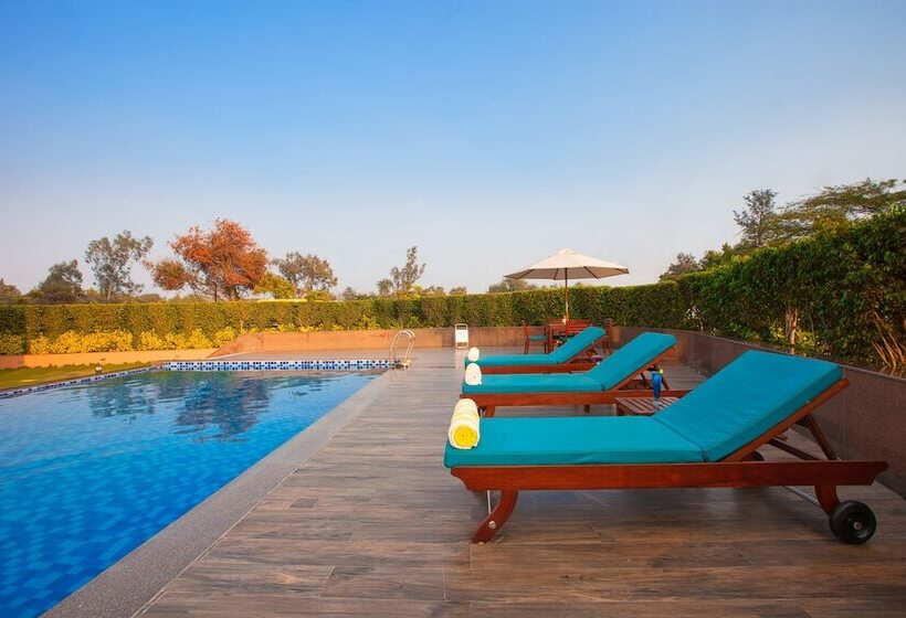 Lemon Tree Hotel, Sector 68, Sohna Road, Gurugram