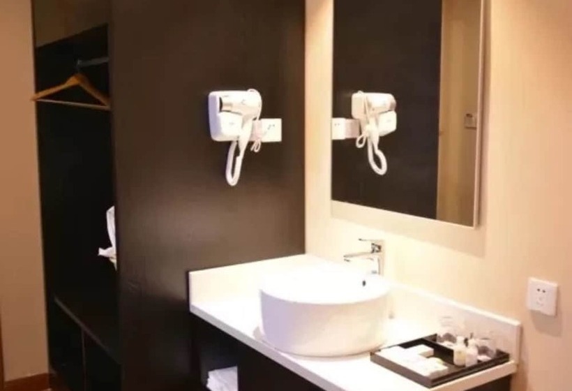 Hotel Luoyang Feronia