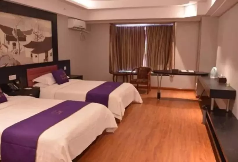 هتل Luoyang Feronia