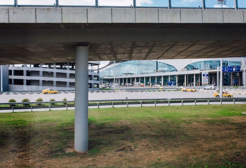 בית מלון כפרי Russian Sky