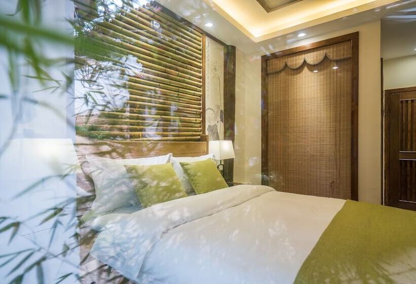 ホテル Lijiang Yue Tu Inn