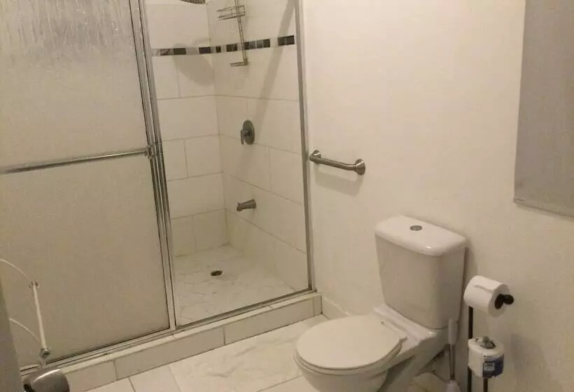 Lorna Cottage Sandy Point