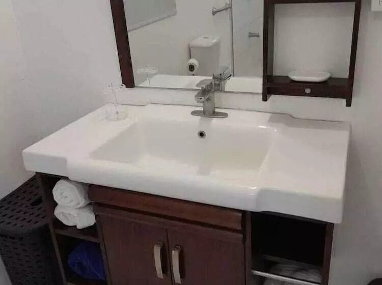 Lorna Cottage Sandy Point