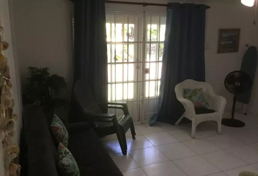 Lorna Cottage Sandy Point