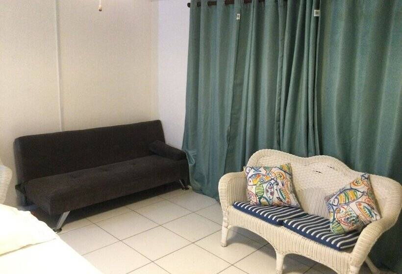 Lorna Cottage Sandy Point