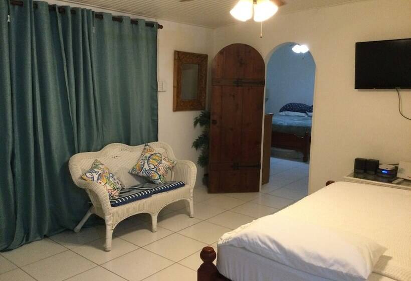 Lorna Cottage Sandy Point