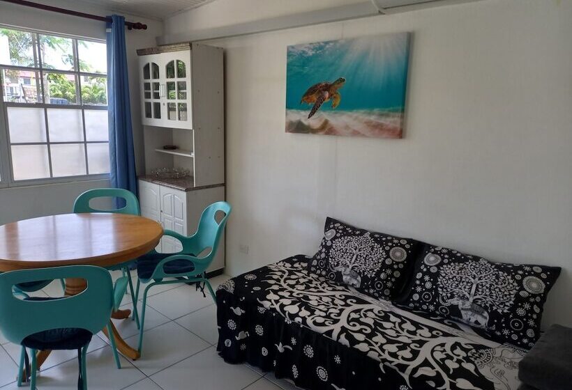 Lorna Cottage Sandy Point