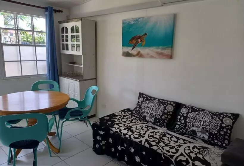 Lorna Cottage Sandy Point