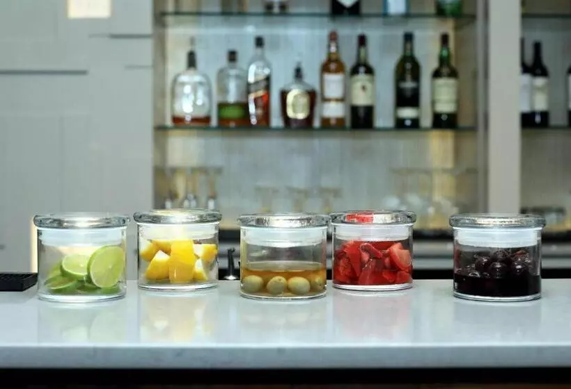 ホテル Courtyard By Marriott North Brunswick