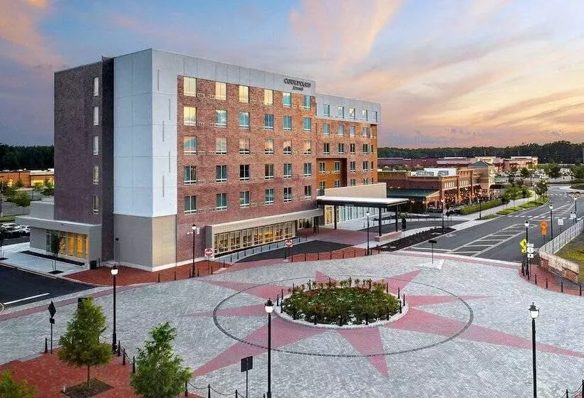 ホテル Courtyard By Marriott North Brunswick